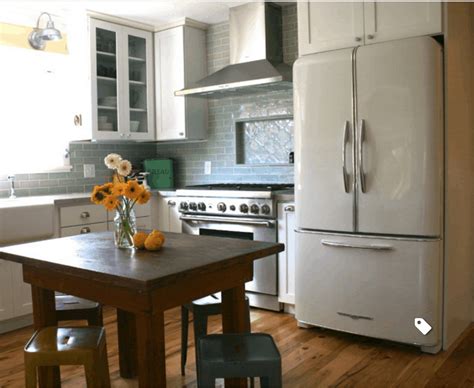 white vs stainless steel refrigerator